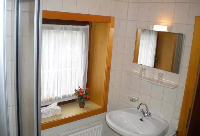 민박 Landhaus Hinteregger