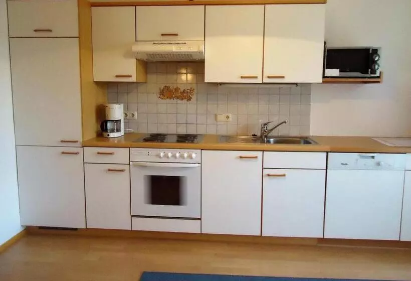 ベッドアンドブレックファースト Pension Wald