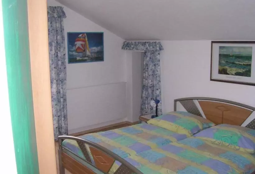 ベッドアンドブレックファースト Rosam