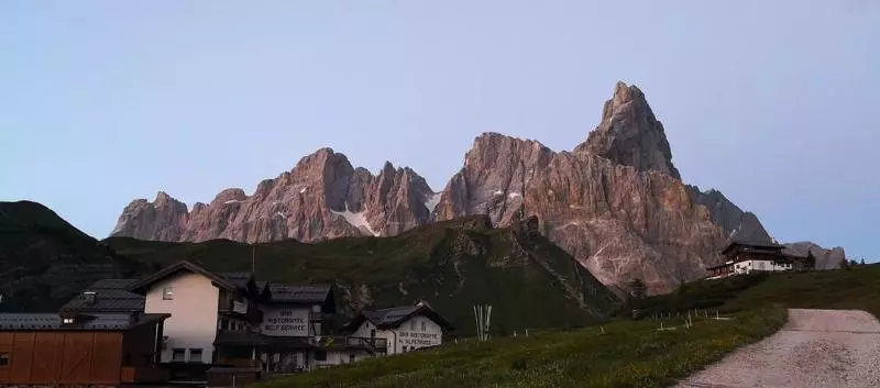 هتل Alpenrose