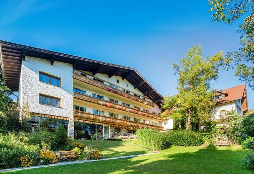 Отель Der Seewirt