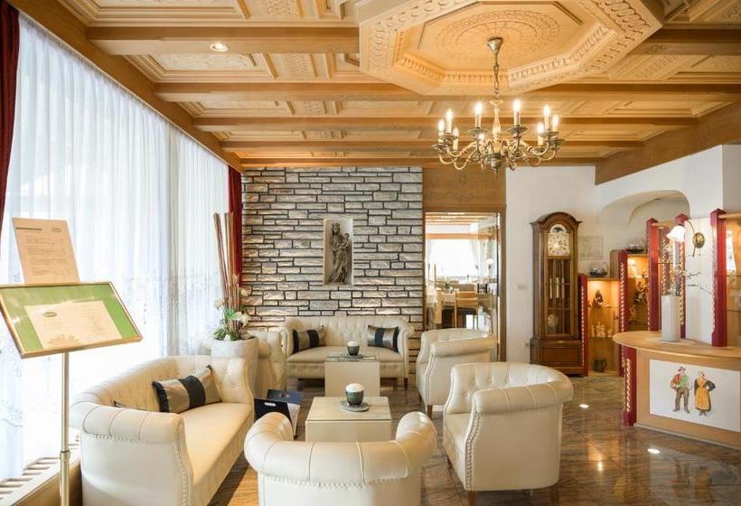 Glanzhof Hotel & Apartments