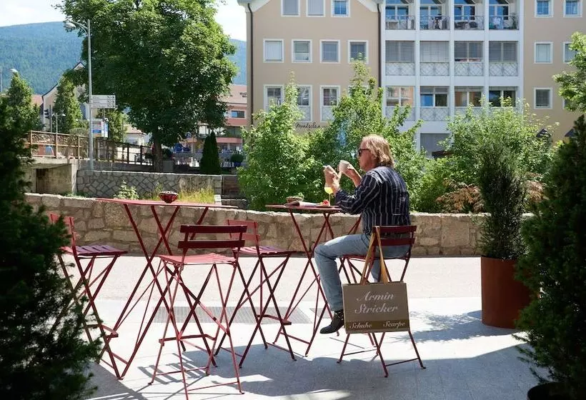 فندق Goldene Rose