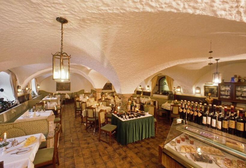 فندق Grünes Türl