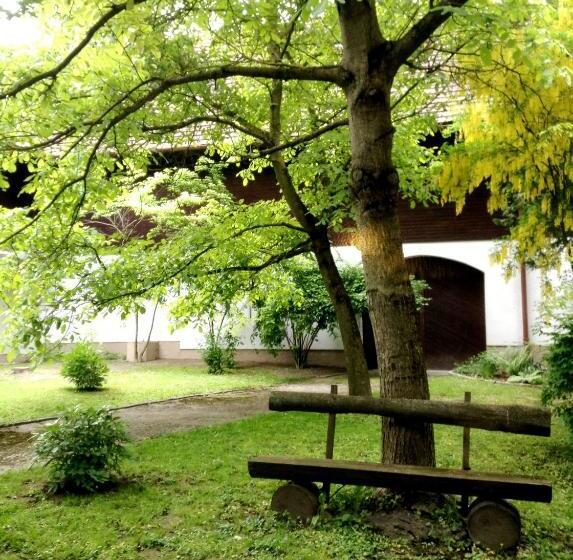 فندق Grünes Türl