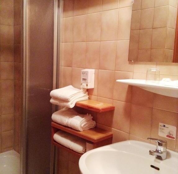 فندق Grünes Türl