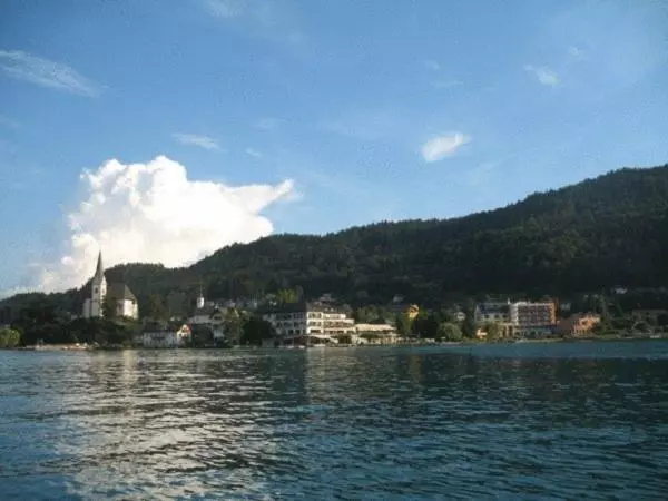 Отель Haus Edith