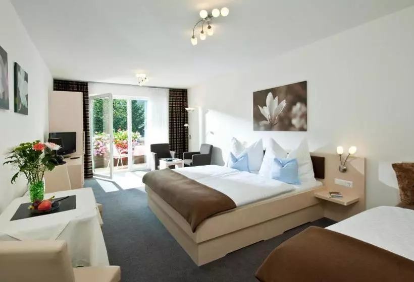 Отель Haus Maria