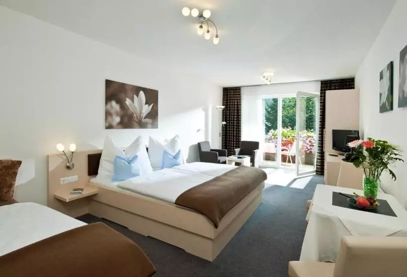 Отель Haus Maria