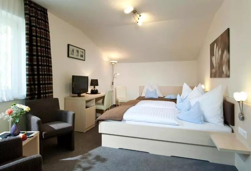 Отель Haus Maria