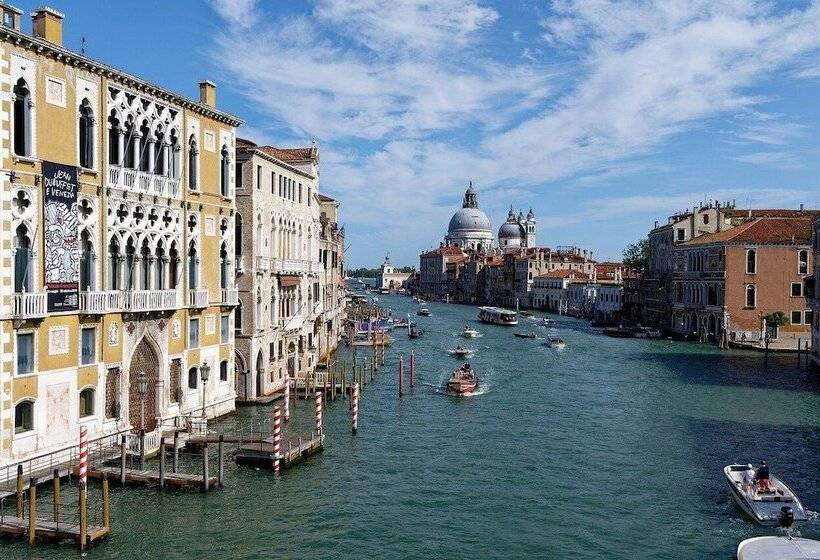 فندق Isola Di Caprera