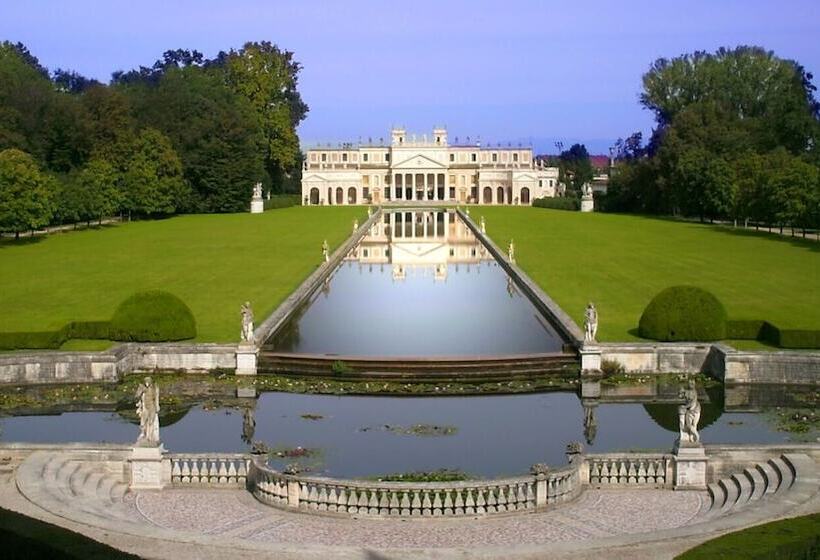 فندق Isola Di Caprera