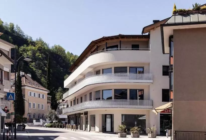 酒店 Mondschein Rooms