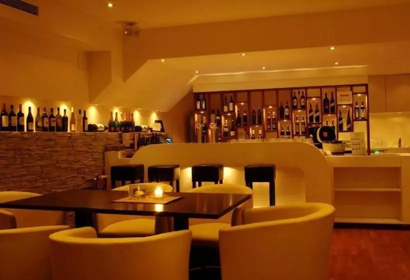 ホテル Restaurant Pusswald