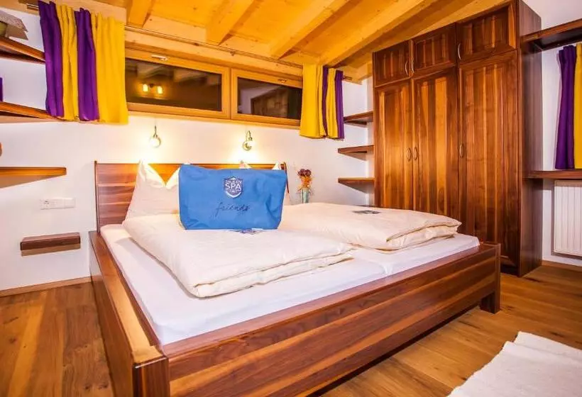 هتل Simone S Platzerl