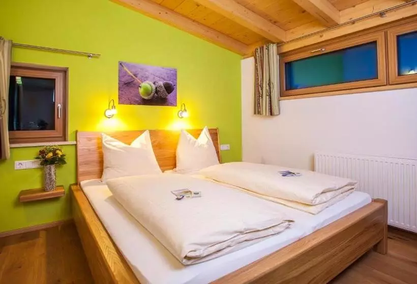 هتل Simone S Platzerl