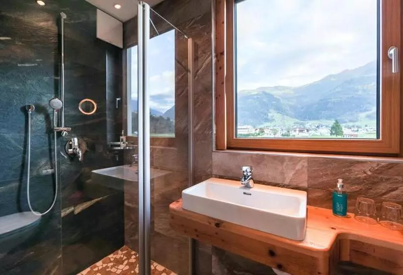 هتل Simone S Platzerl