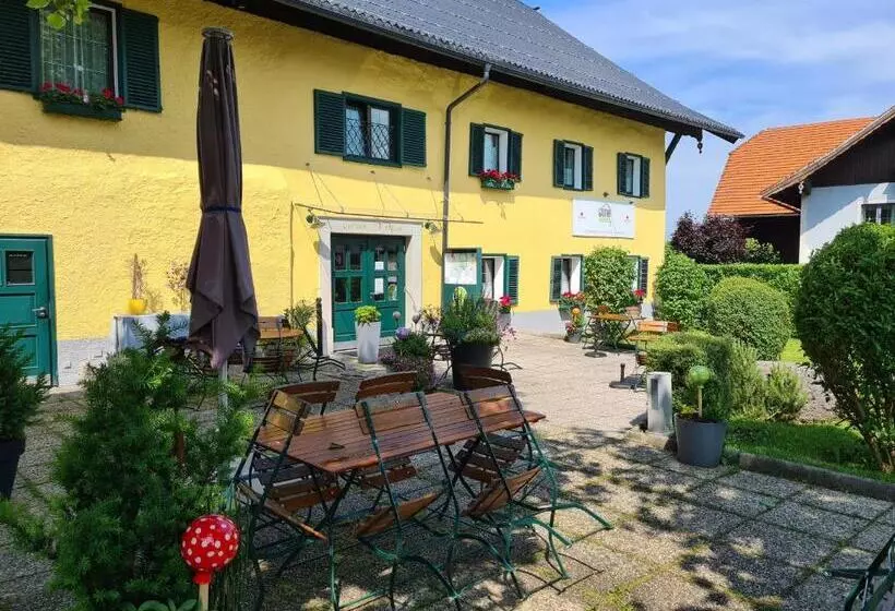 펜션 Gasthof Zur Strass