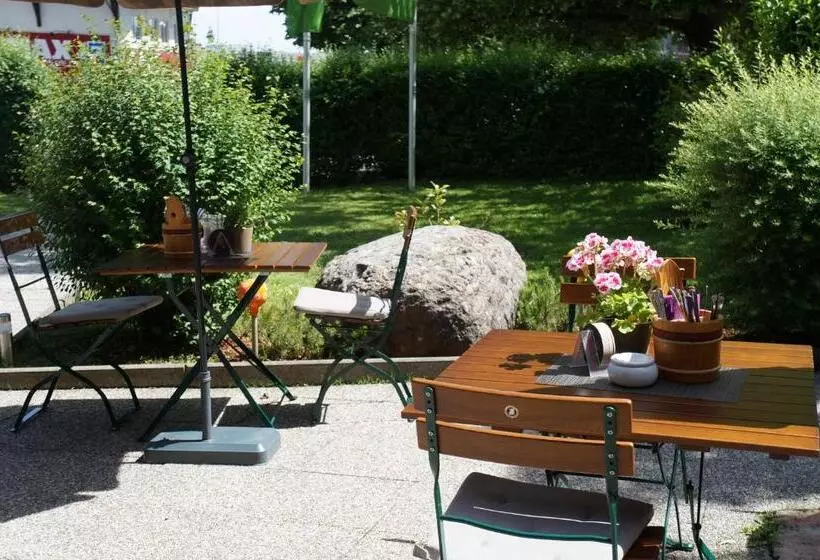 펜션 Gasthof Zur Strass