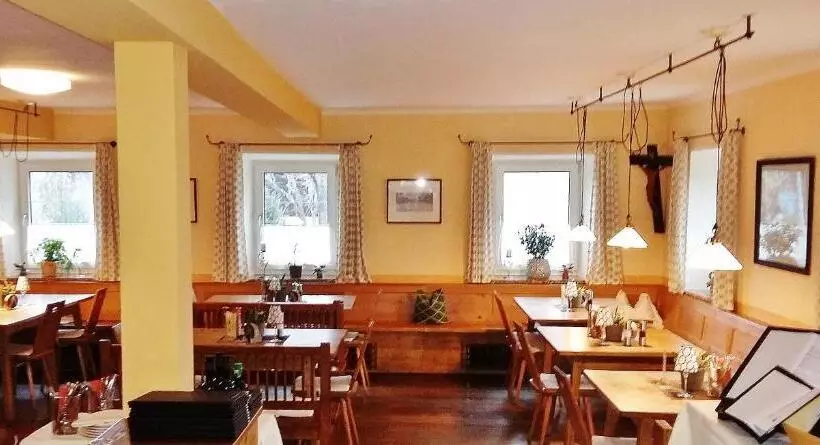 펜션 Gasthof Zur Strass