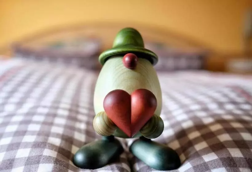 Seehotel & Seeapartments Kärntnerhof Direkt Am See!