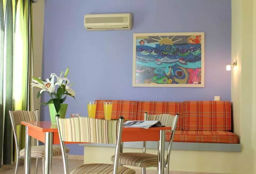 Amaryllis Hotel Apartments