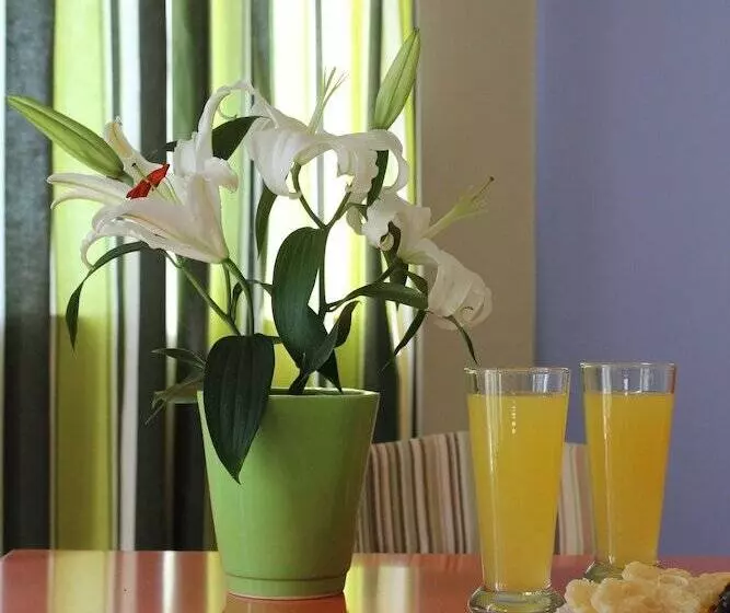 Amaryllis Hotel Apartments