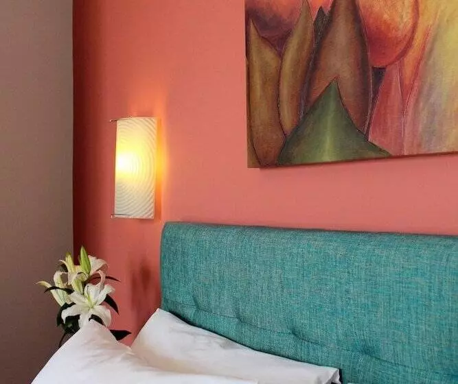 Amaryllis Hotel Apartments