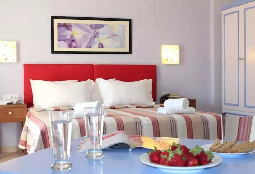 Amaryllis Hotel Apartments