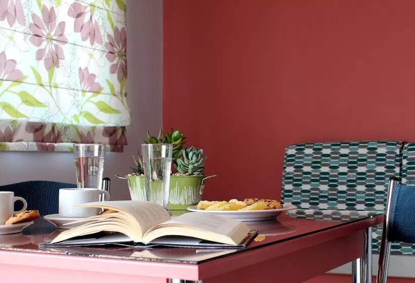 Amaryllis Hotel Apartments