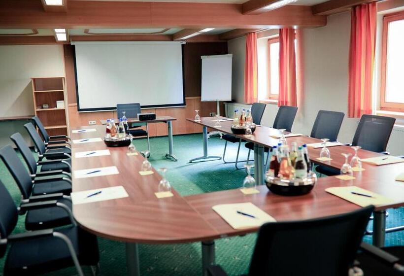 בית מלון כפרי Burgwirt