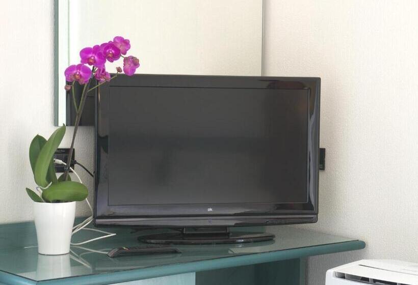 בית מלון כפרי Flora