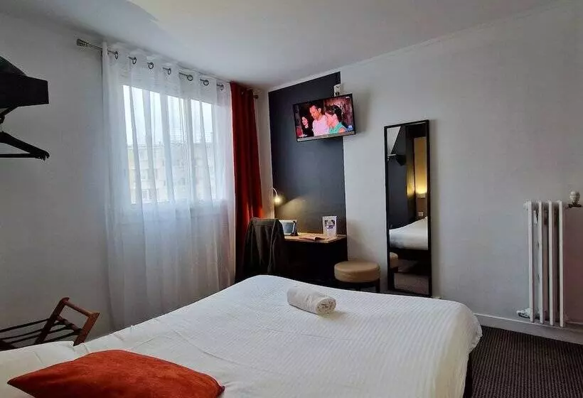 ホテル L Hôtel Bristol