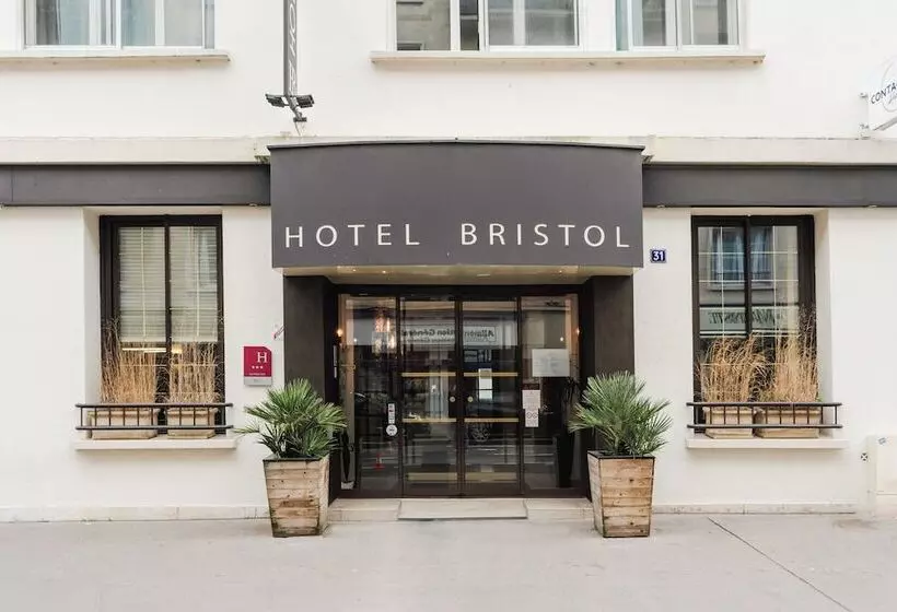 ホテル L Hôtel Bristol