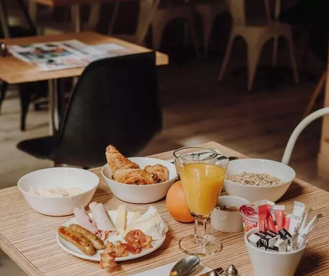 ホテル L Hôtel Bristol