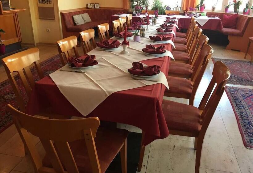 Отель Quellenhof