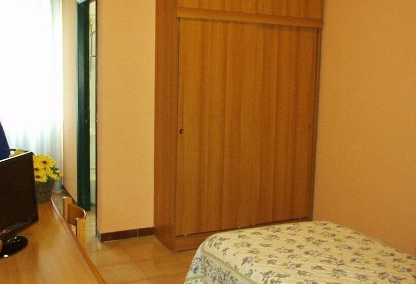 בית מלון כפרי Salus