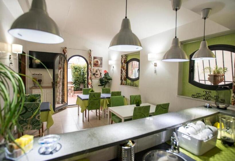 בית מלון כפרי Sant Antonio Garden Rooms Apartments