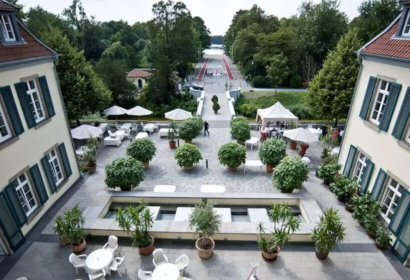 فندق Schloss Berge