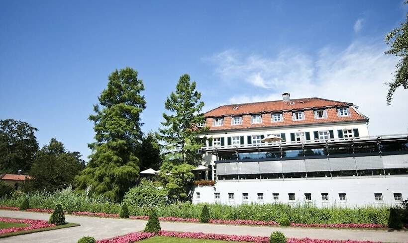 בית מלון כפרי Schloss Berge