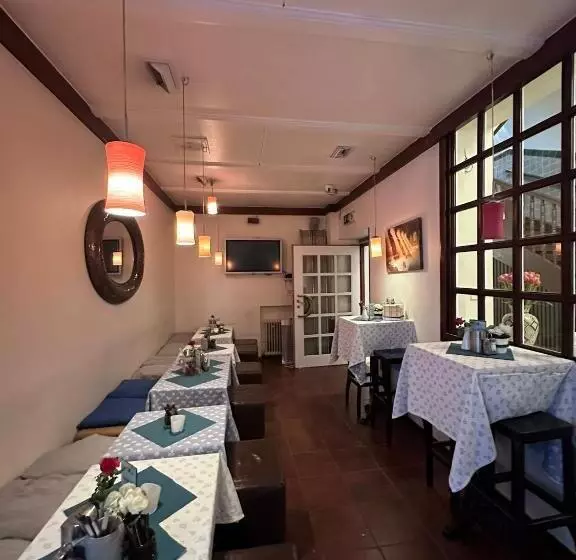 Smart Stay Hotel Station