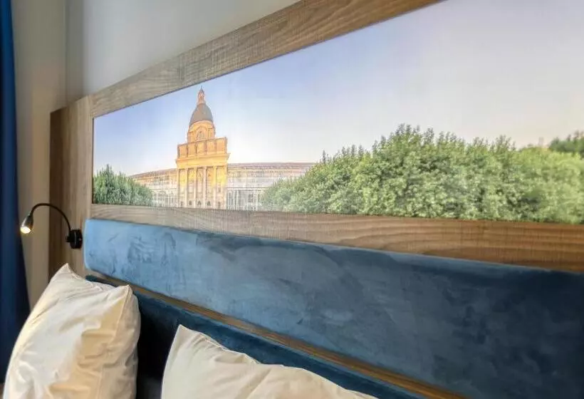 Smart Stay Hotel Station