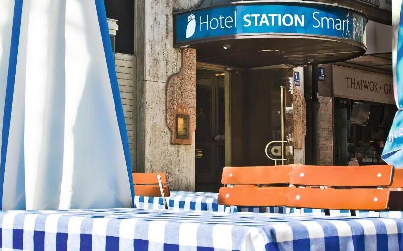 Smart Stay Hotel Station