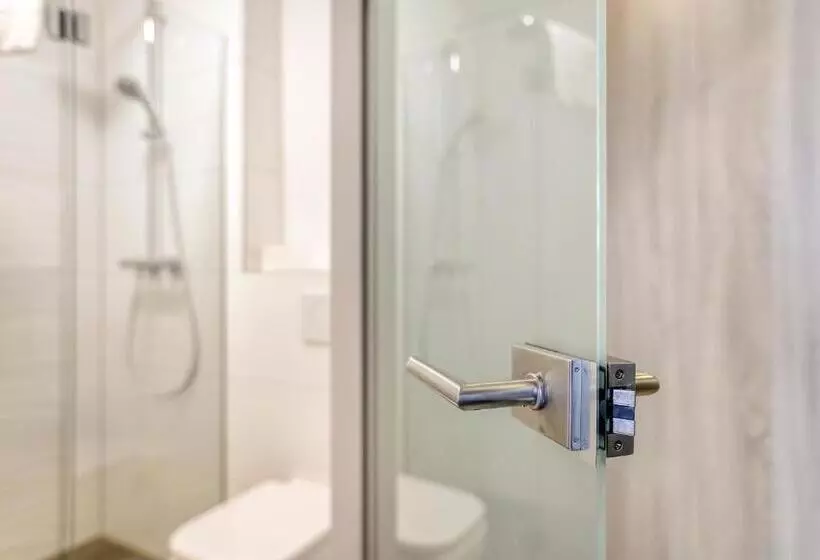 Smart Stay Hotel Station