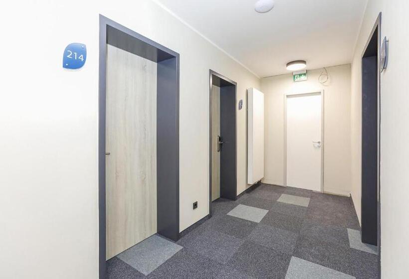 Smart Stay Hotel Station