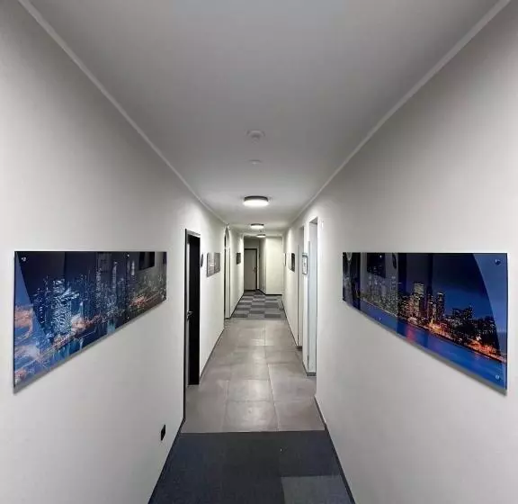 Smart Stay Hotel Station