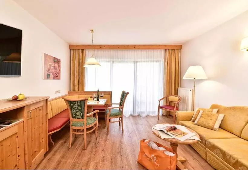 Отель Sonnenburg