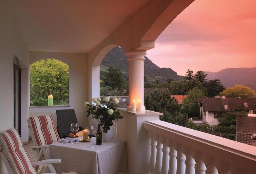 בית מלון כפרי Sonnenburg