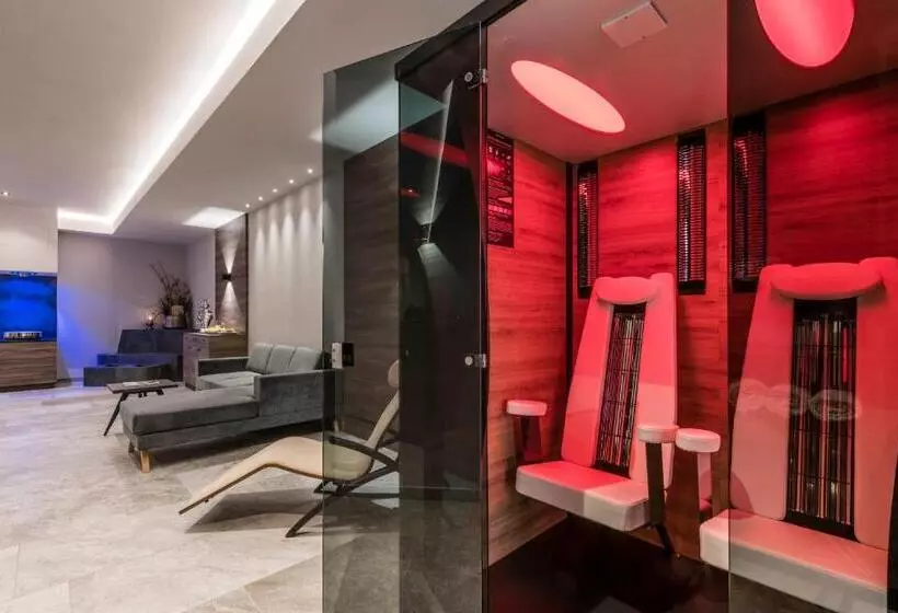 Отель Sonnenburg