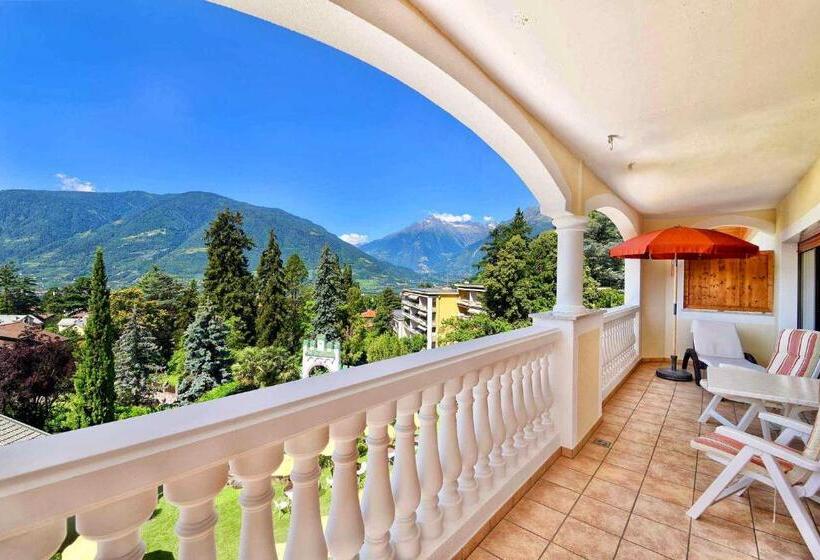 בית מלון כפרי Sonnenburg